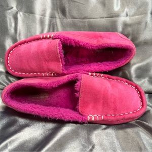 Koolaburra by UGG Girl’s‎ Riley Shimmer Slippers Size 1K Raspberry Rose Loafers